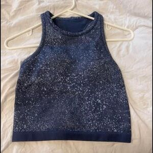 Lululemon Tank size 4 race length